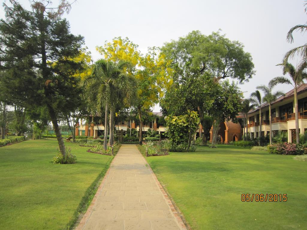 Aye Yar River View Resort Bagan Dış mekan fotoğraf